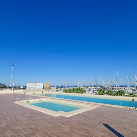Apartment H11 Luxury 17c Porto - Piscina - Jacuzzi Santo Stefano al Mare